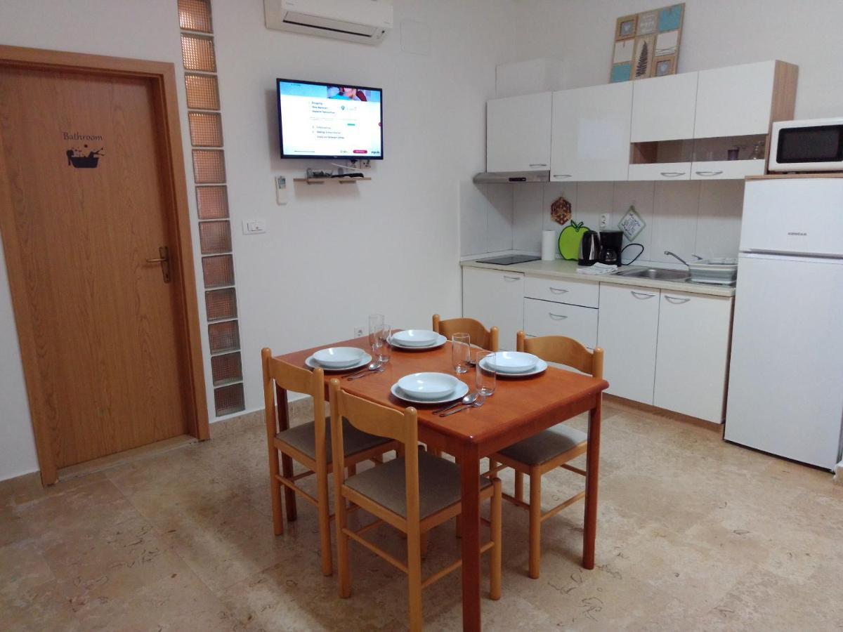 Apartman Sendi プーラ エクステリア 写真